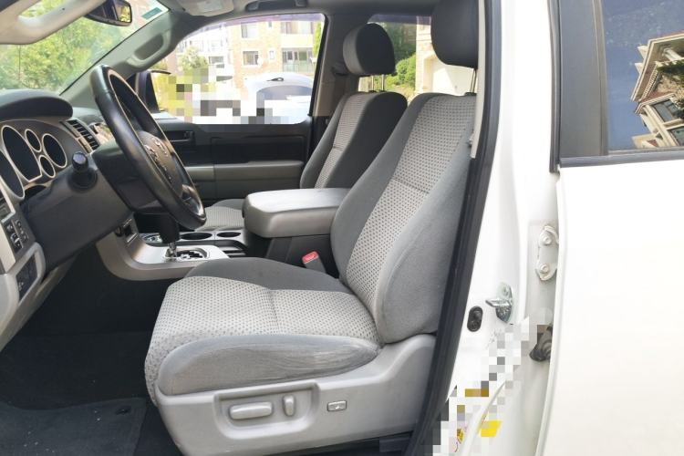 Used Toyota Tundra  Left Front Seat
