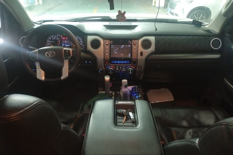 Used Toyota Tundra  Center Console