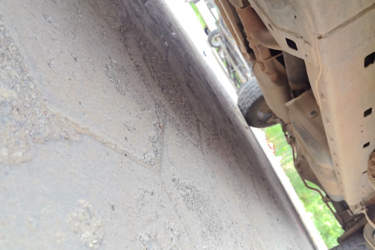 Used Toyota Tundra  Chassis Front Left