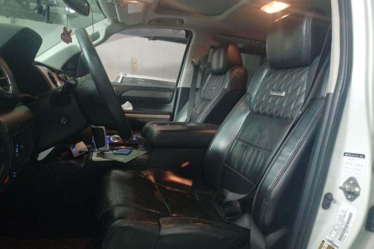 Used Toyota Tundra  Left Front Seat