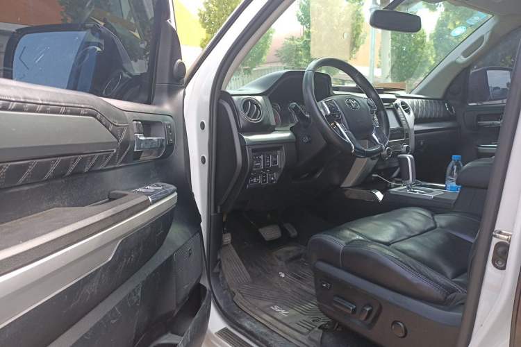 Used Toyota Tundra 2014 5.7L 1794 Edition Driver Seat