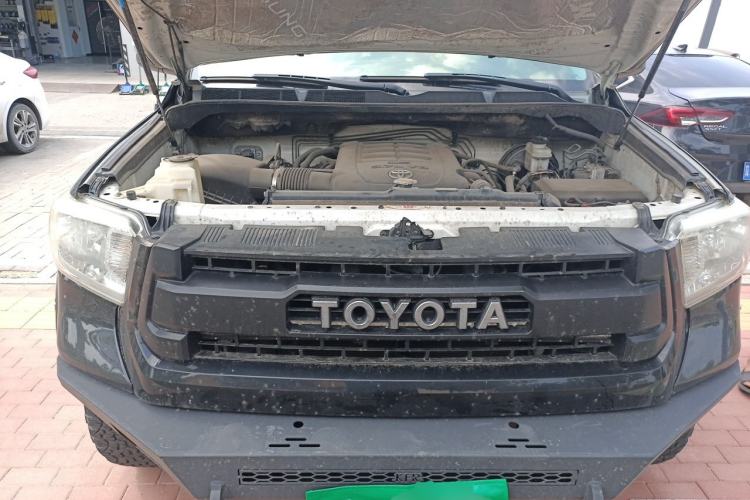Used Toyota Tundra 2014 5.7L 1794 Edition Engine Bay