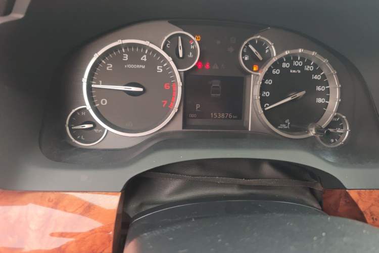 Used Toyota Tundra 2014 5.7L 1794 Edition Odometer Close Up
