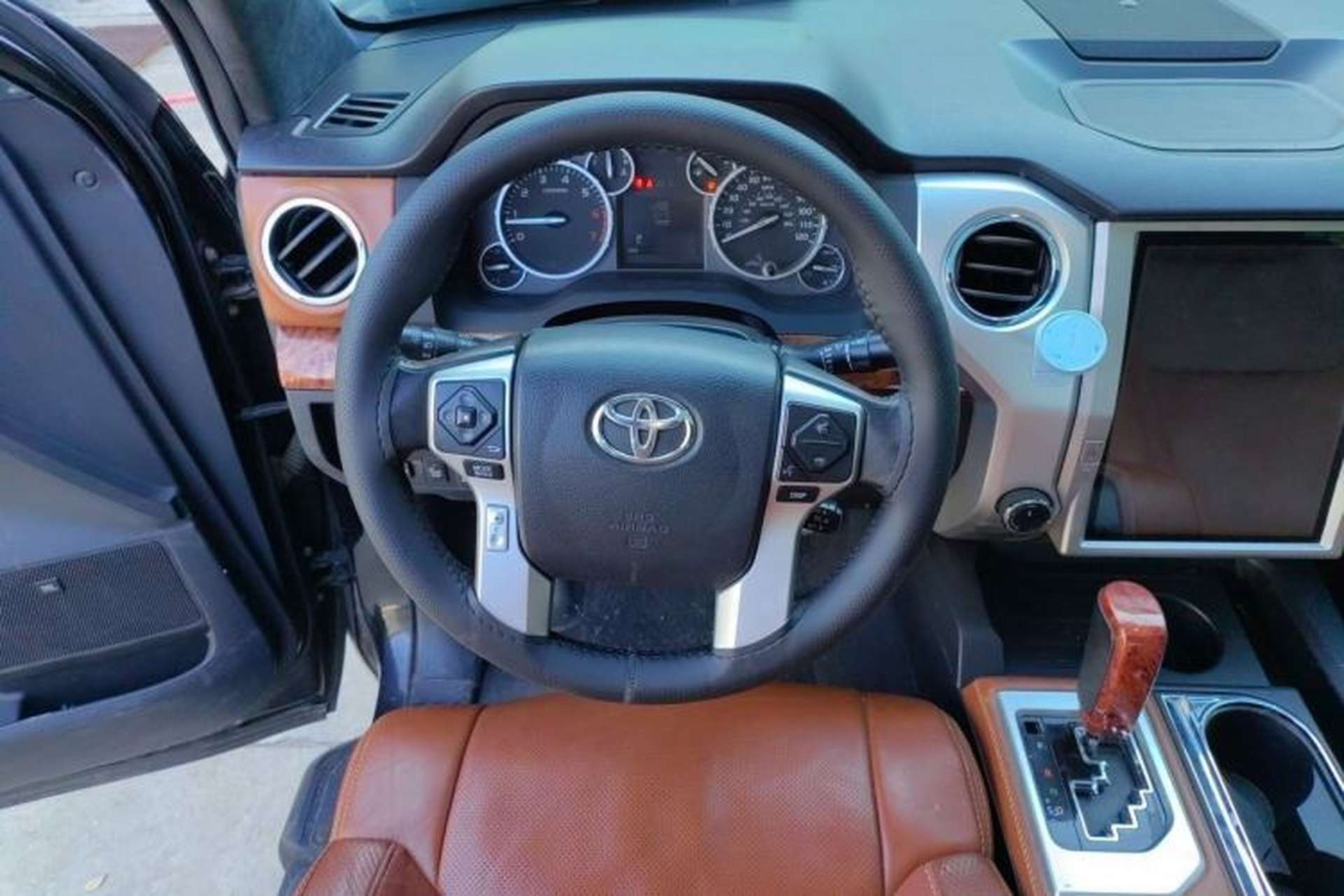 Used Toyota Tundra  Steering Wheel