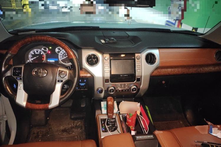 Used Toyota Tundra 2014 5.7L 1794 Edition Center Console