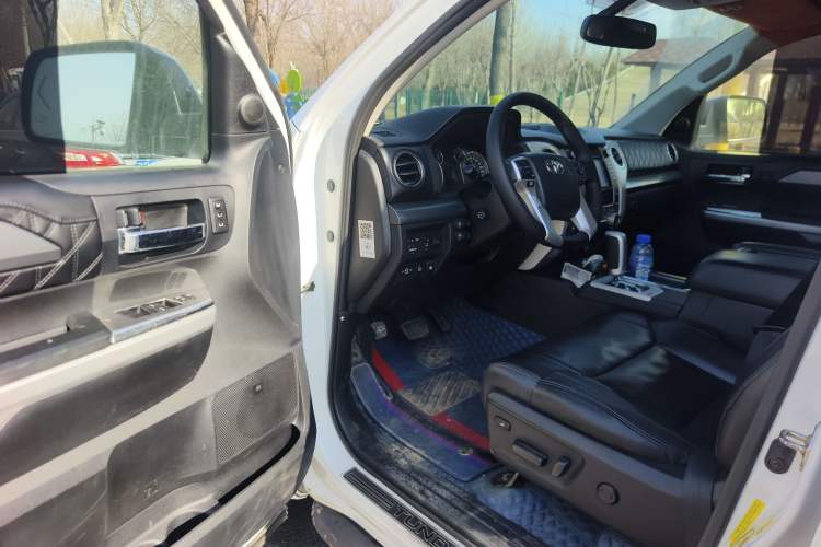 Used Toyota Tundra 2014 5.7L 1794 Edition Driver Seat