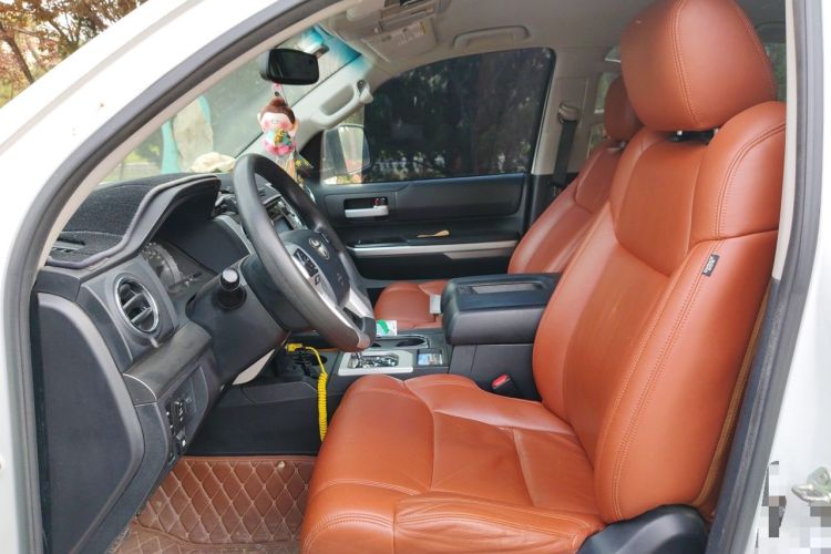 Used Toyota Tundra  Driver Seat