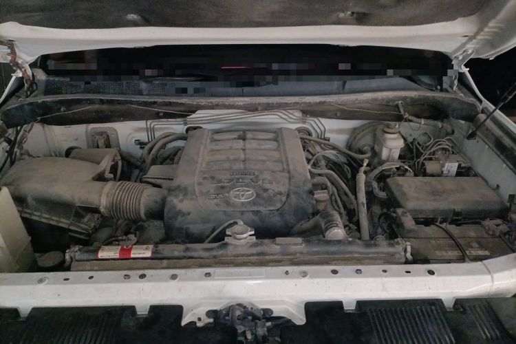 Used Toyota Tundra  Engine Bay