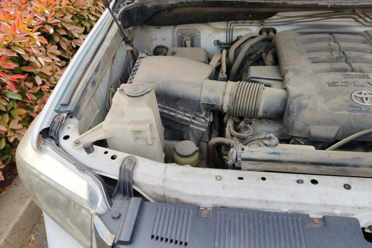 Used Toyota Tundra  Engine Bay Right