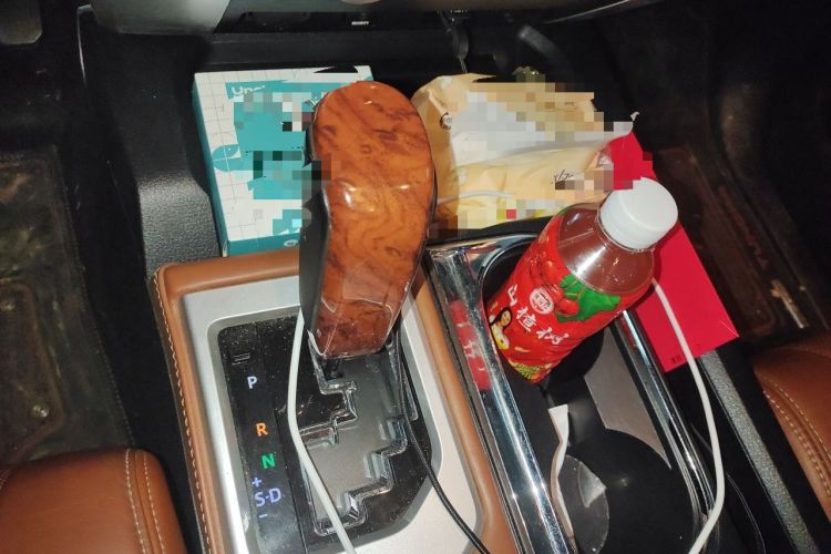 Used Toyota Tundra 2014 5.7L 1794 Edition Gear Lever