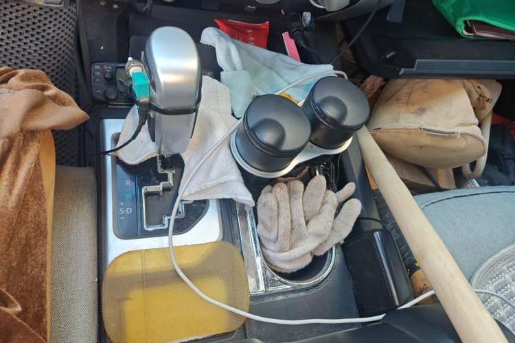 Used Toyota Tundra 2014 5.7L TRD Pro Gear Lever