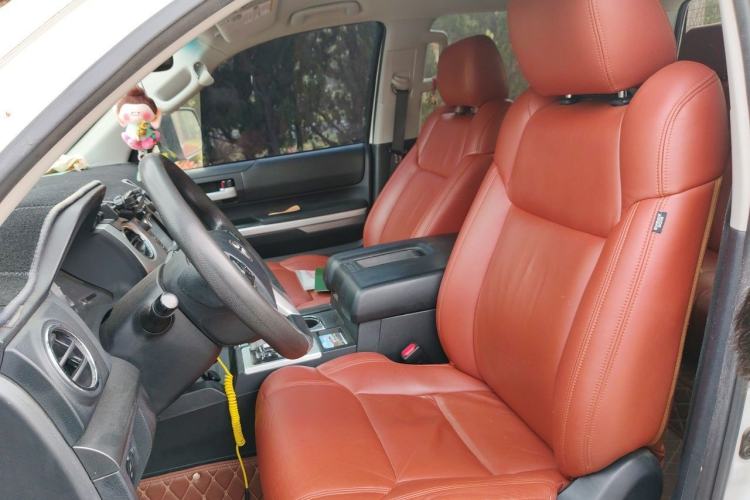 Used Toyota Tundra  Left Front Seat