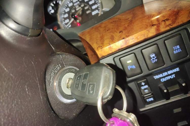 Used Toyota Tundra 2014 5.7L 1794 Edition Vehicle Key