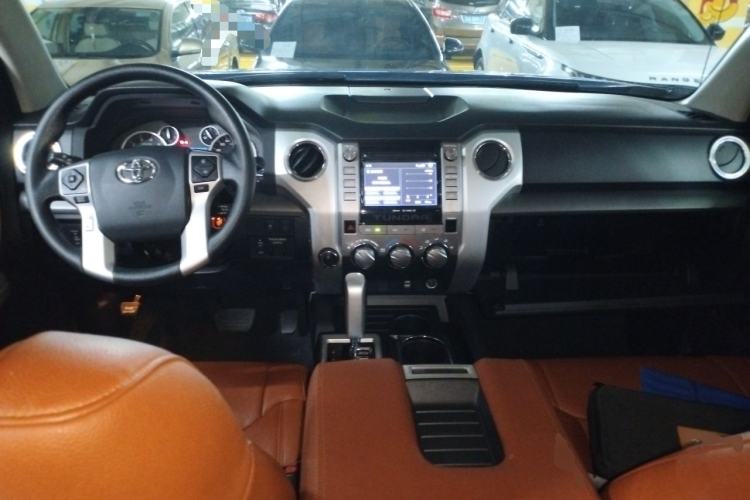 Used Toyota Tundra  Center Console