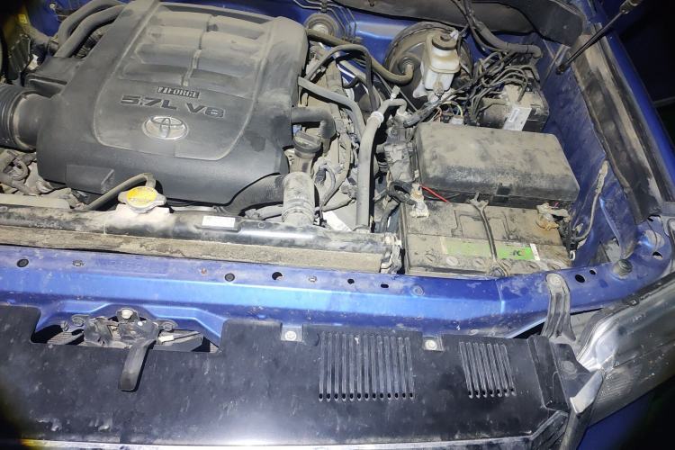 Used Toyota Tundra  Engine Bay Left
