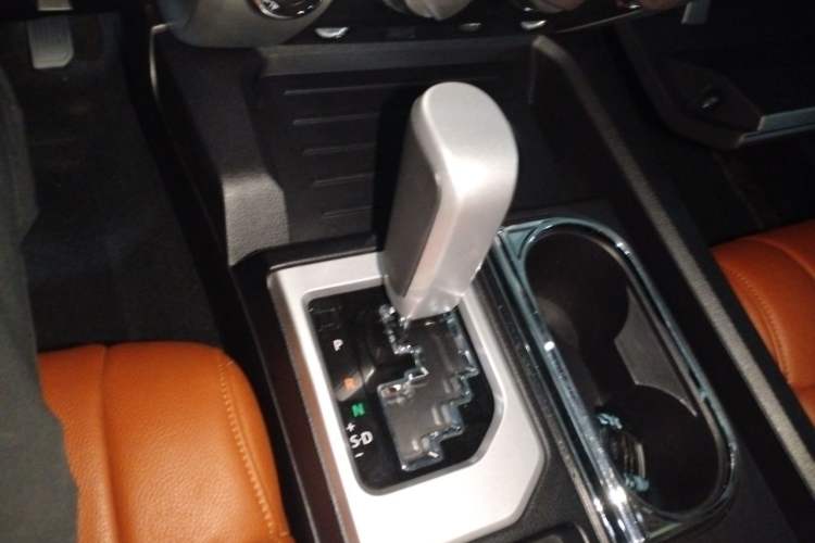 Used Toyota Tundra  Gear Lever