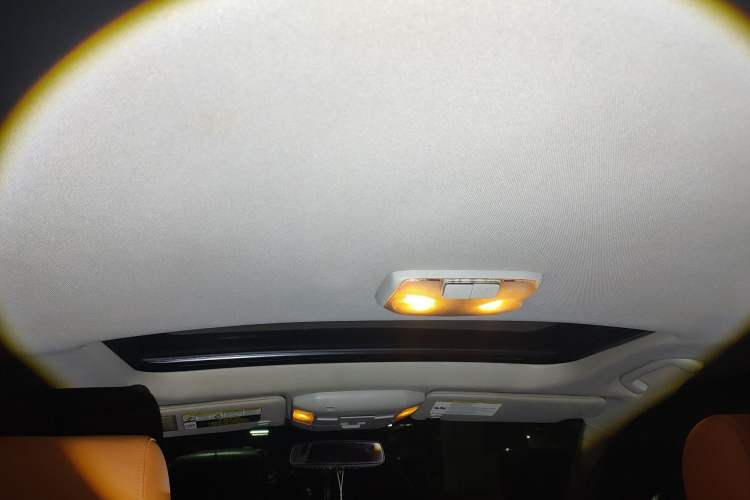 Used Toyota Tundra  Headliner