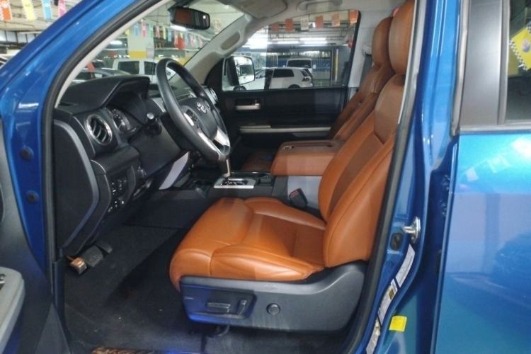 Used Toyota Tundra  Left Front Seat
