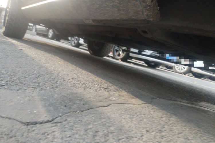 Used Toyota Tundra  Chassis Front Right