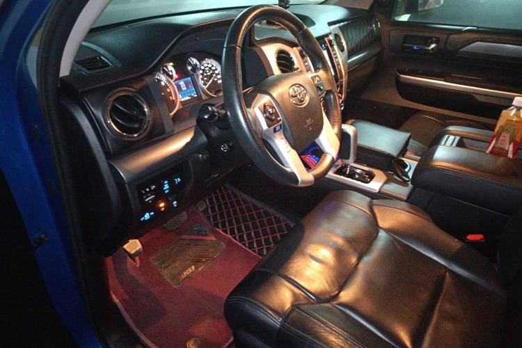 Used Toyota Tundra  Driver Seat