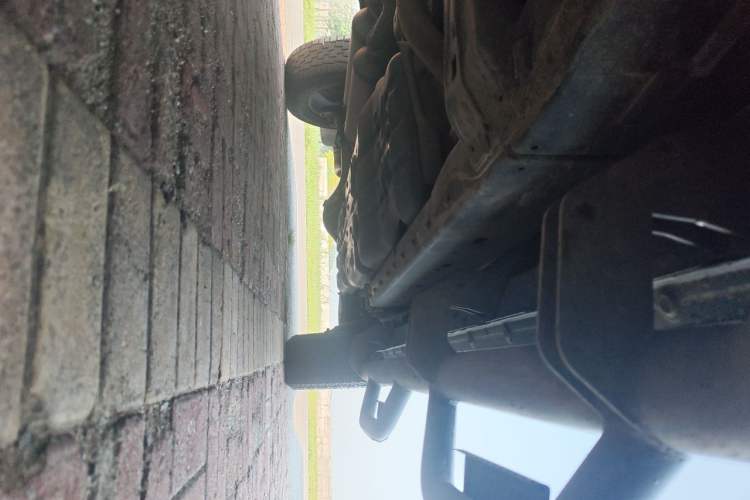 Used Toyota Tundra  Chassis Front Left