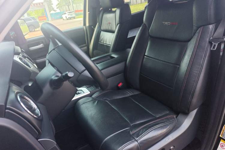 Used Toyota Tundra  Left Front Seat