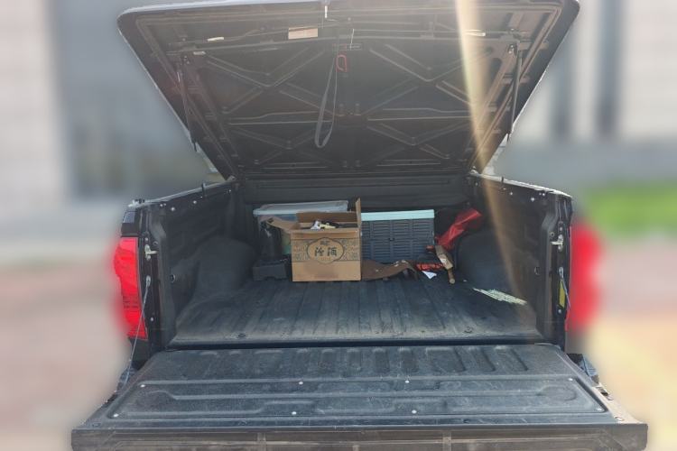 Used Toyota Tundra  Trunk