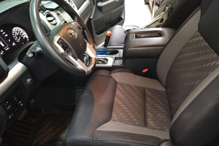 Used Toyota Tundra  Left Front Seat
