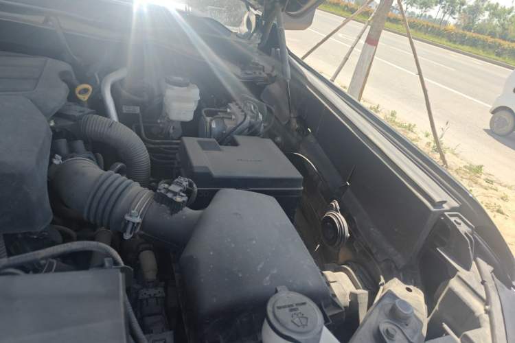 Used Toyota Tundra  Engine Bay Left