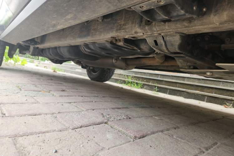 Used Toyota Tundra  Chassis Front Right