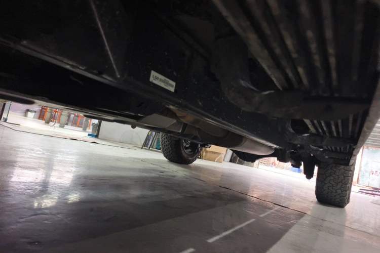 Used Toyota Tundra  Chassis Front Left