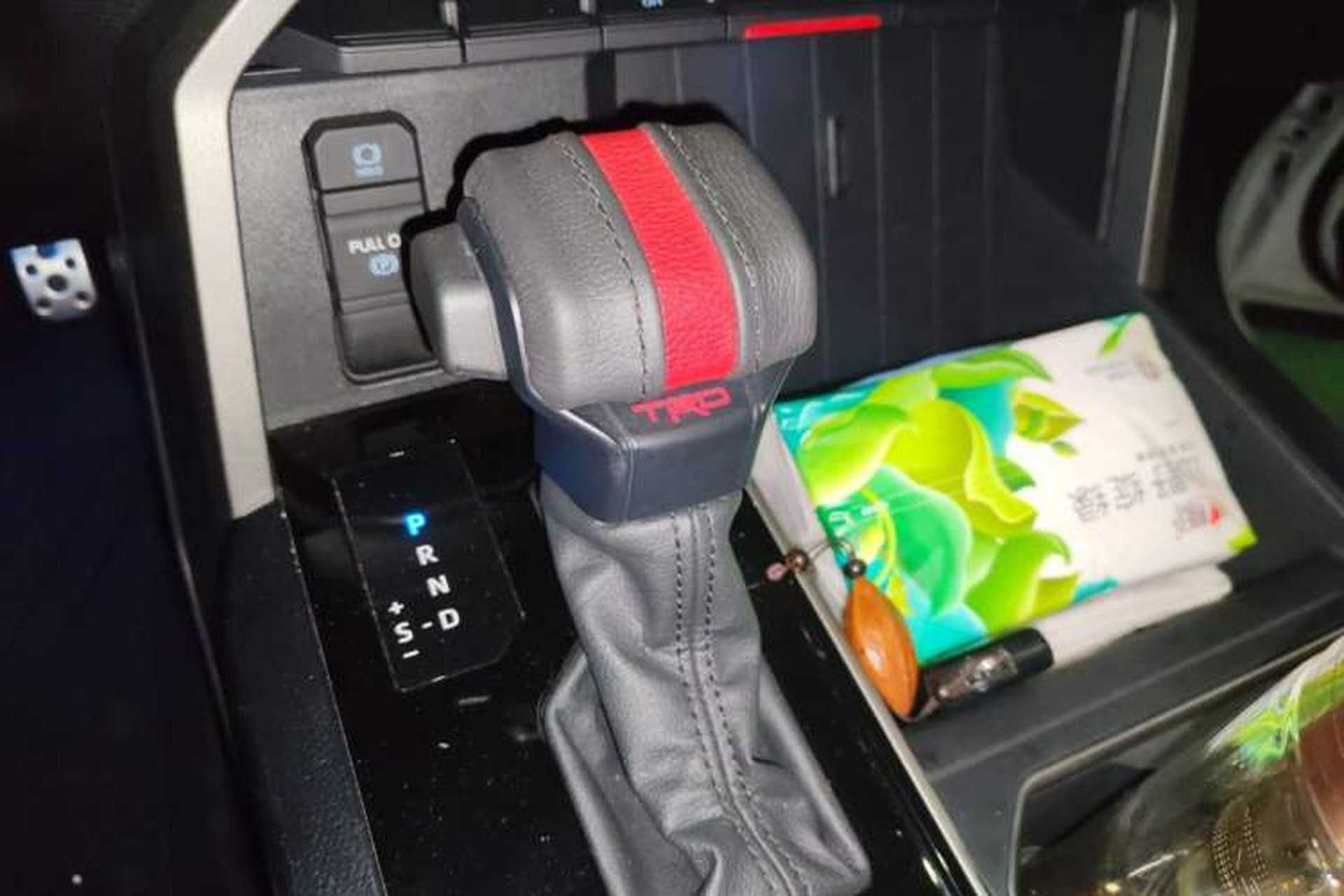 Used Toyota Tundra  Gear Lever