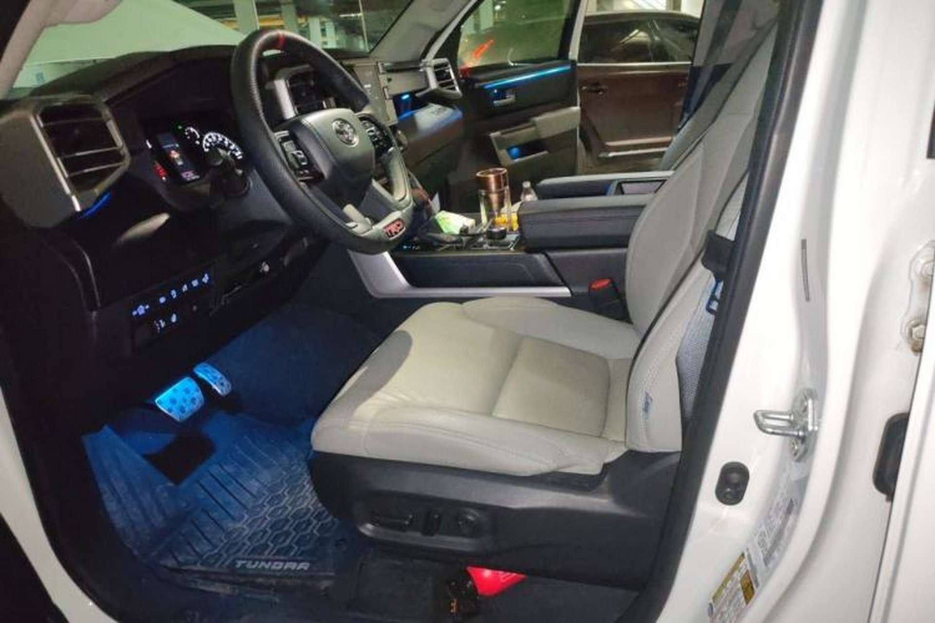 Used Toyota Tundra  Left Front Seat
