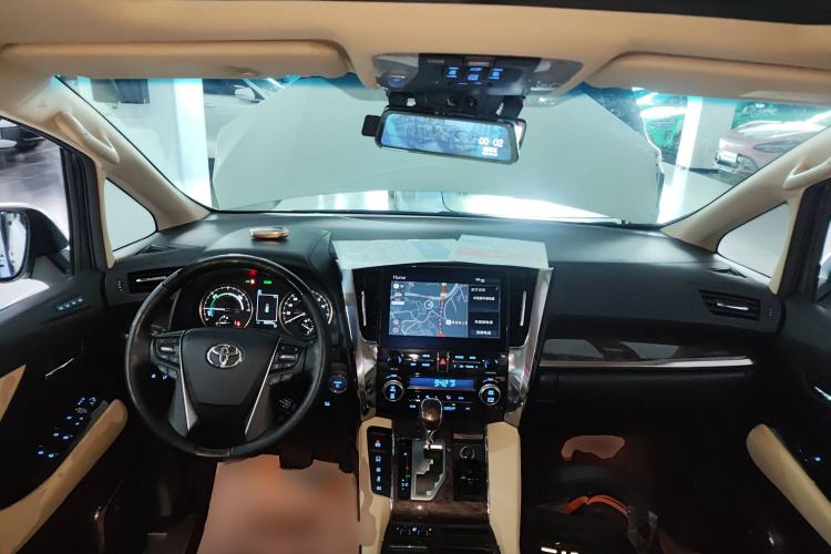 Used Toyota Vellfire 2020 Dual-Engine 2.5L Black Gold Limited Edition Center Console