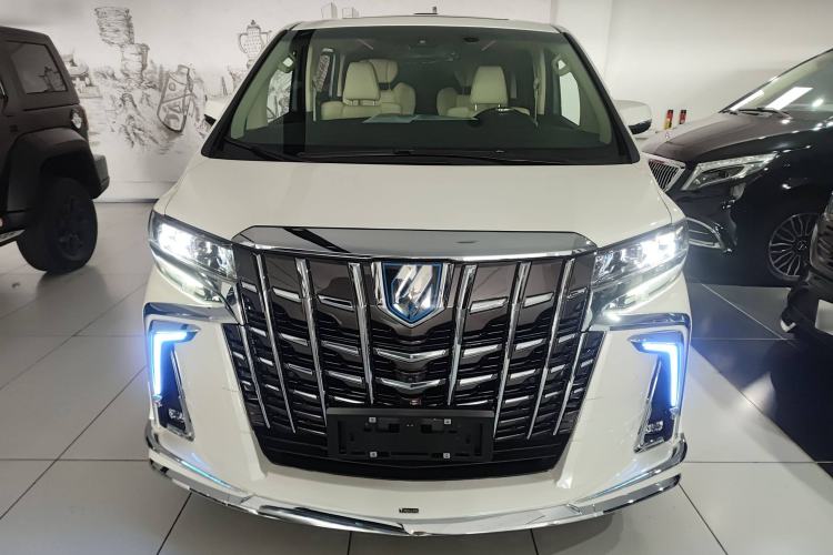 Used Toyota Vellfire 2020 Dual-Engine 2.5L Black Gold Limited Edition Front