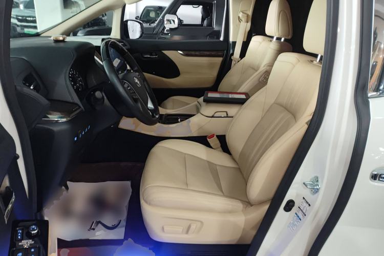 Used Toyota Vellfire 2020 Dual-Engine 2.5L Black Gold Limited Edition Left Front Seat