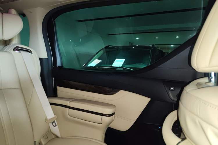 Used Toyota Vellfire 2020 Dual-Engine 2.5L Black Gold Limited Edition Left Rear Door Interior