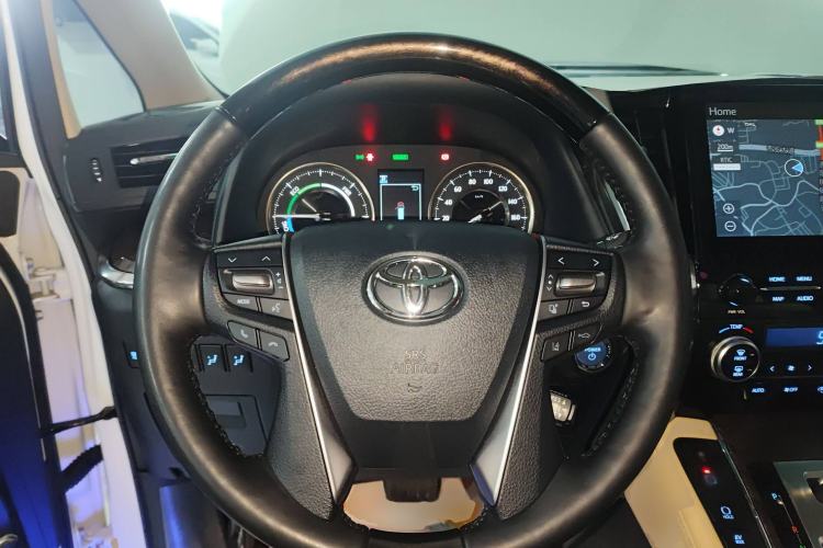 Used Toyota Vellfire 2020 Dual-Engine 2.5L Black Gold Limited Edition Steering Wheel