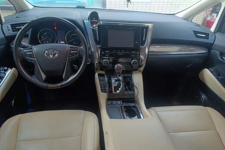 Used Toyota Vellfire 2019 Dual-Engine 2.5L HV Prestige Edition Center Console
