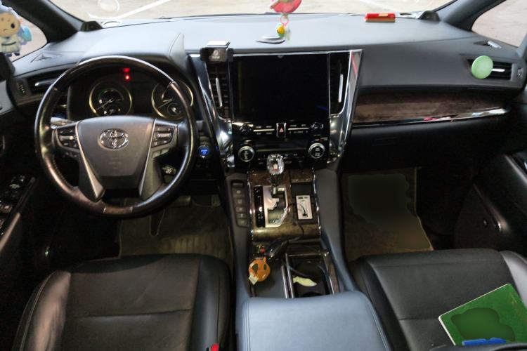 Used Toyota Vellfire 2019 Dual-Engine 2.5L HV Prestige Edition Center Console