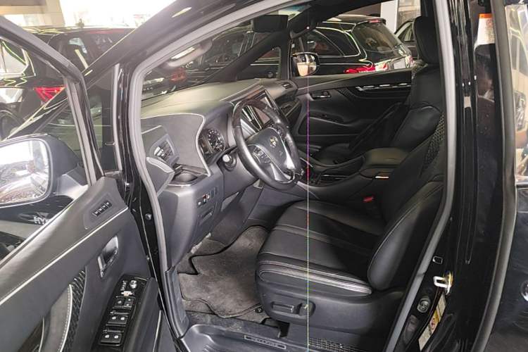 Used Toyota Vellfire 2019 Dual-Engine 2.5L HV Luxury Edition Driver Seat