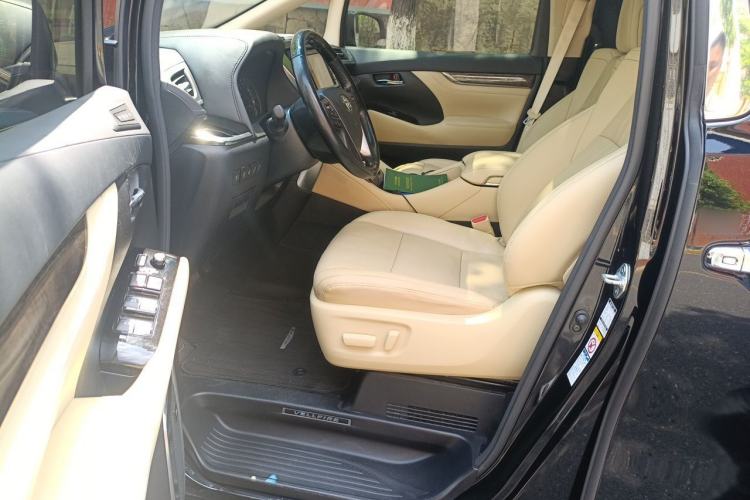 Used Toyota Vellfire 2019 Dual-Engine 2.5L HV Prestige Edition Driver Seat