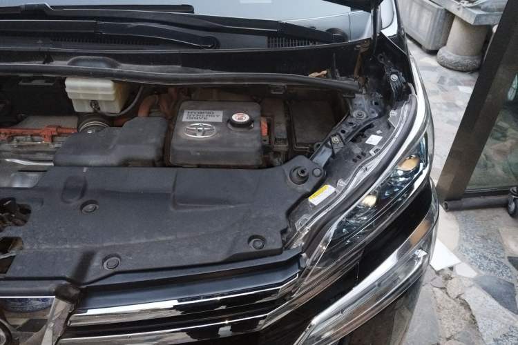 Used Toyota Vellfire 2019 Dual-Engine 2.5L HV Prestige Edition Engine Bay Left