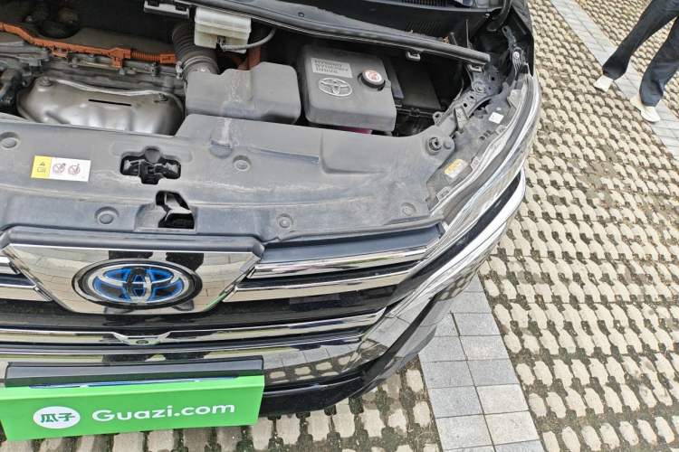Used Toyota Vellfire 2019 Dual-Engine 2.5L HV Luxury Edition Engine Bay Left