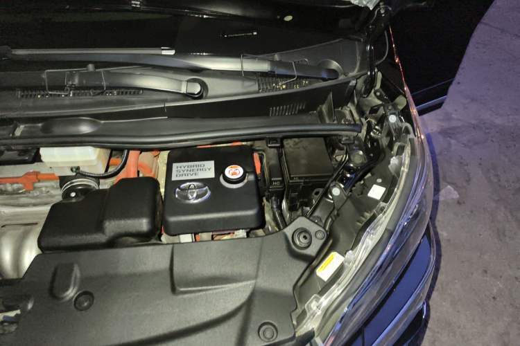 Used Toyota Vellfire 2019 Dual-Engine 2.5L HV Prestige Edition Engine Bay Left