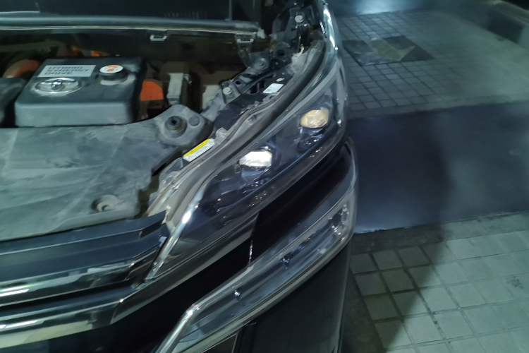 Used Toyota Vellfire 2019 Dual-Engine 2.5L HV Prestige Edition Engine Bay Left