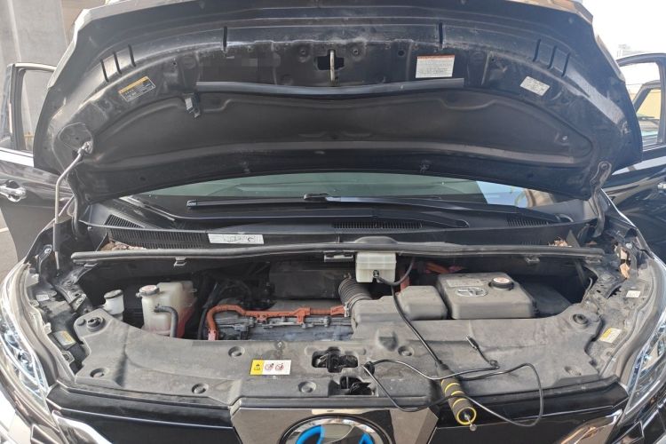 Used Toyota Vellfire 2019 Dual-Engine 2.5L HV Prestige Edition Engine Bay