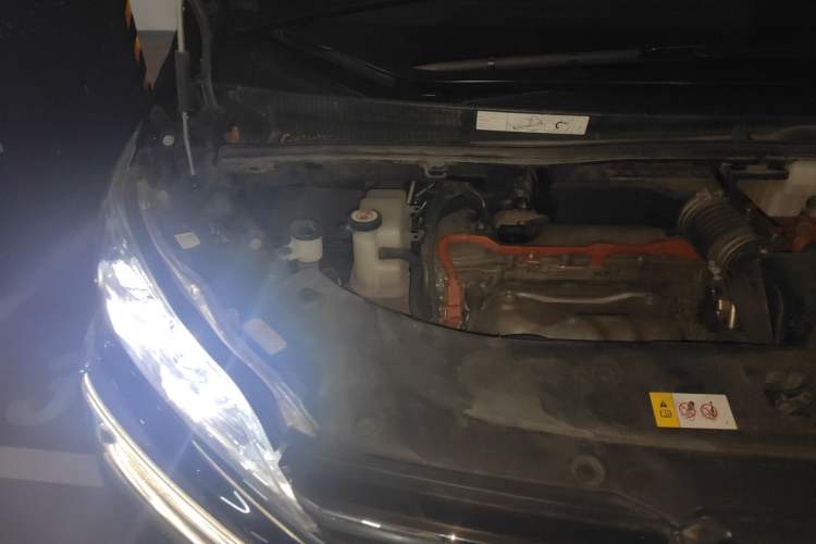 Used Toyota Vellfire 2019 Dual-Engine 2.5L HV Prestige Edition Engine Bay Right