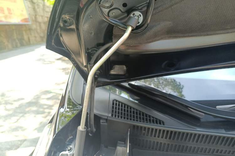 Used Toyota Vellfire 2019 Dual-Engine 2.5L HV Prestige Edition Engine Bay Right