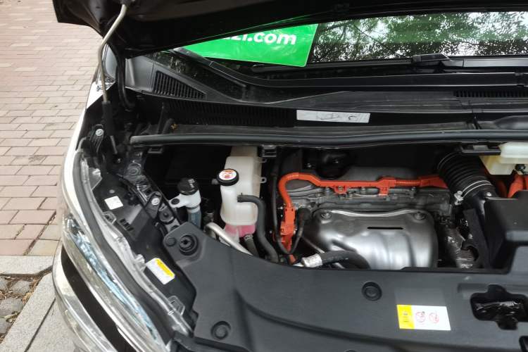 Used Toyota Vellfire 2019 Dual-Engine 2.5L HV Prestige Edition Engine Bay Right